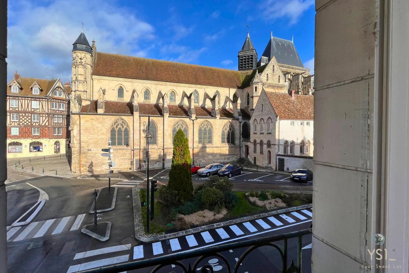 Le Saint-Antoine & Your Sweet Loc Compiegne Luaran gambar